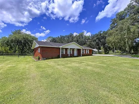 1405 Knights Griffin Road Plant City FL 33565