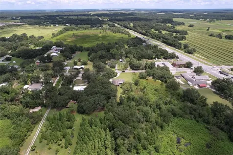 1405 Knights Griffin Road Plant City FL 33565