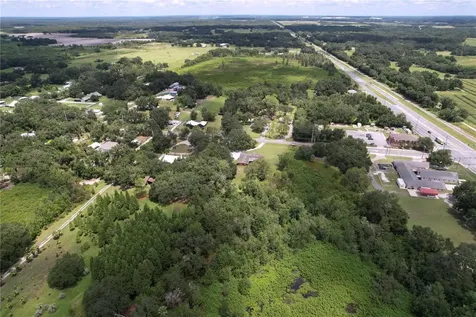 1405 Knights Griffin Road Plant City FL 33565