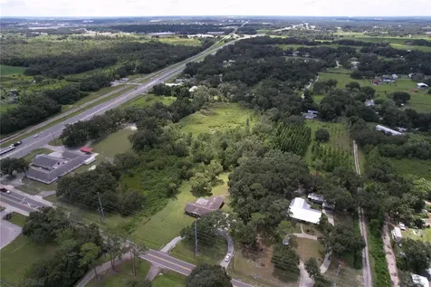 1405 Knights Griffin Road Plant City FL 33565
