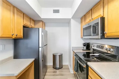 1050 Villagio Circle Sarasota FL 34237