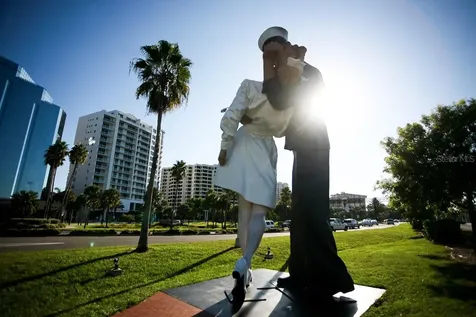 1050 Villagio Circle Sarasota FL 34237