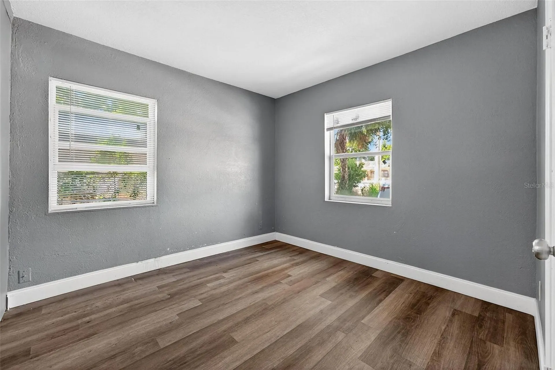 1257 N Pine Hills Road Orlando FL 32808