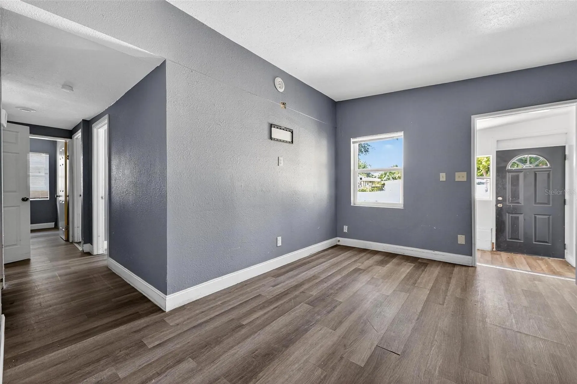 1257 N Pine Hills Road Orlando FL 32808