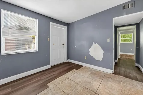 1257 N Pine Hills Road Orlando FL 32808