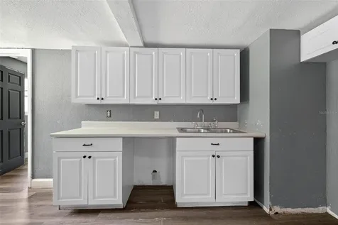 1257 N Pine Hills Road Orlando FL 32808