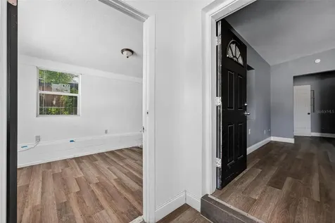 1257 N Pine Hills Road Orlando FL 32808