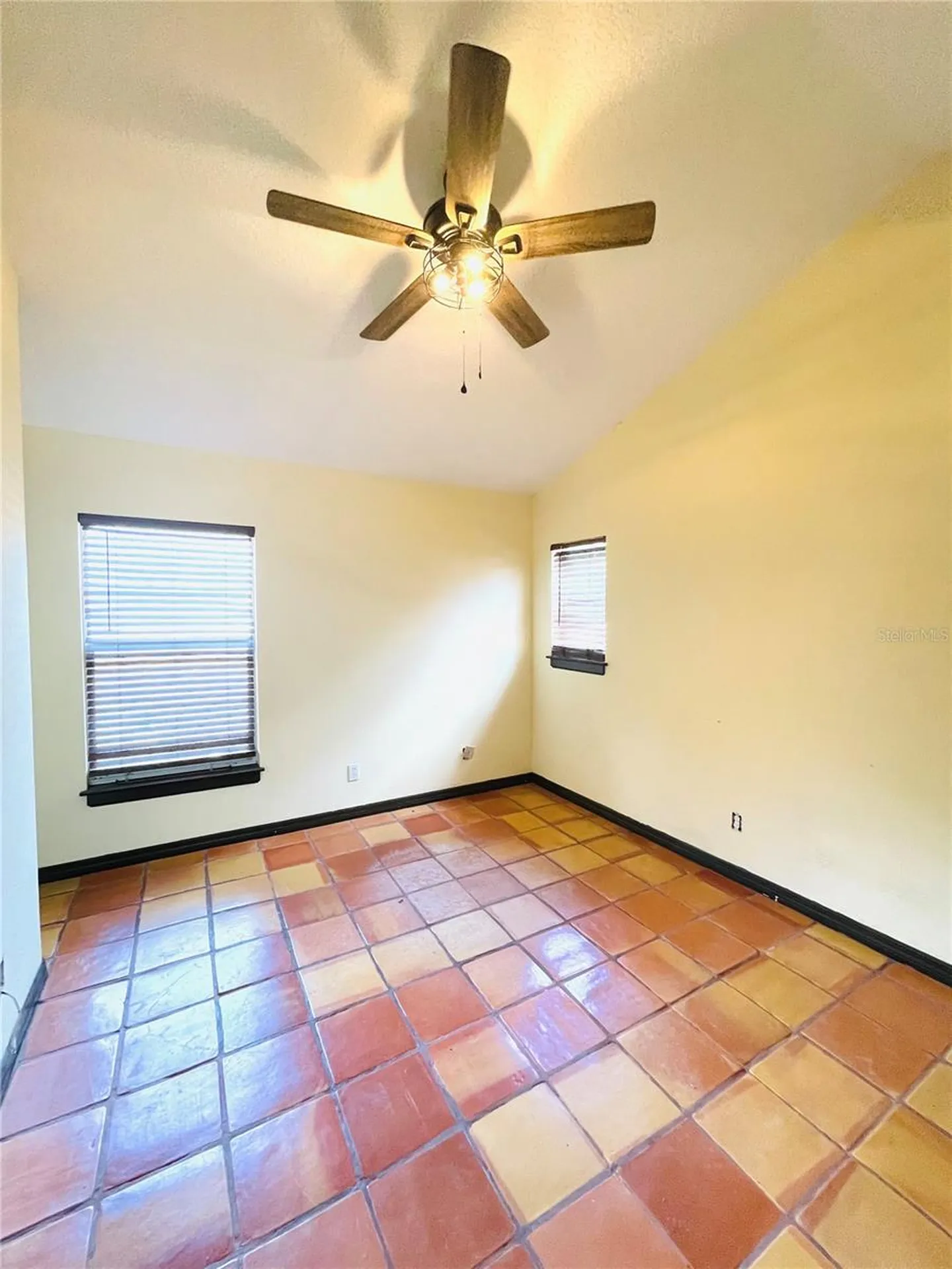1931 W Chestnut Street Tampa FL 33607