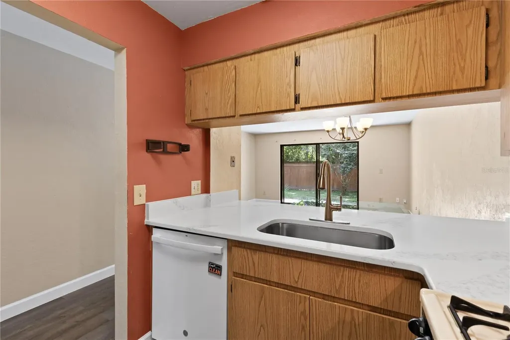 2635 SW 35th Place Gainesville FL 32608