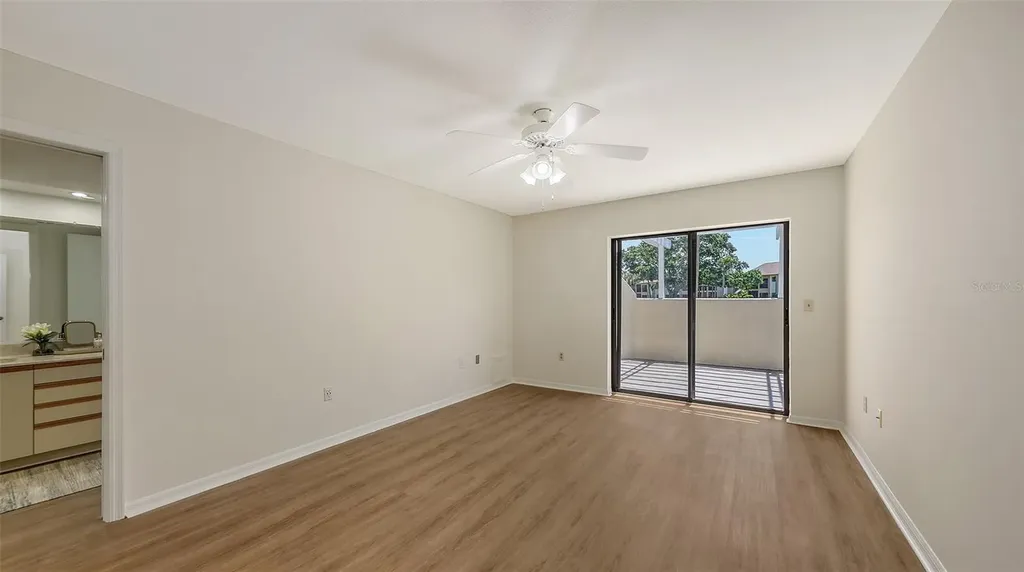 5223 Heron Way Sarasota FL 34231