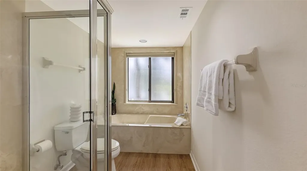 5223 Heron Way Sarasota FL 34231