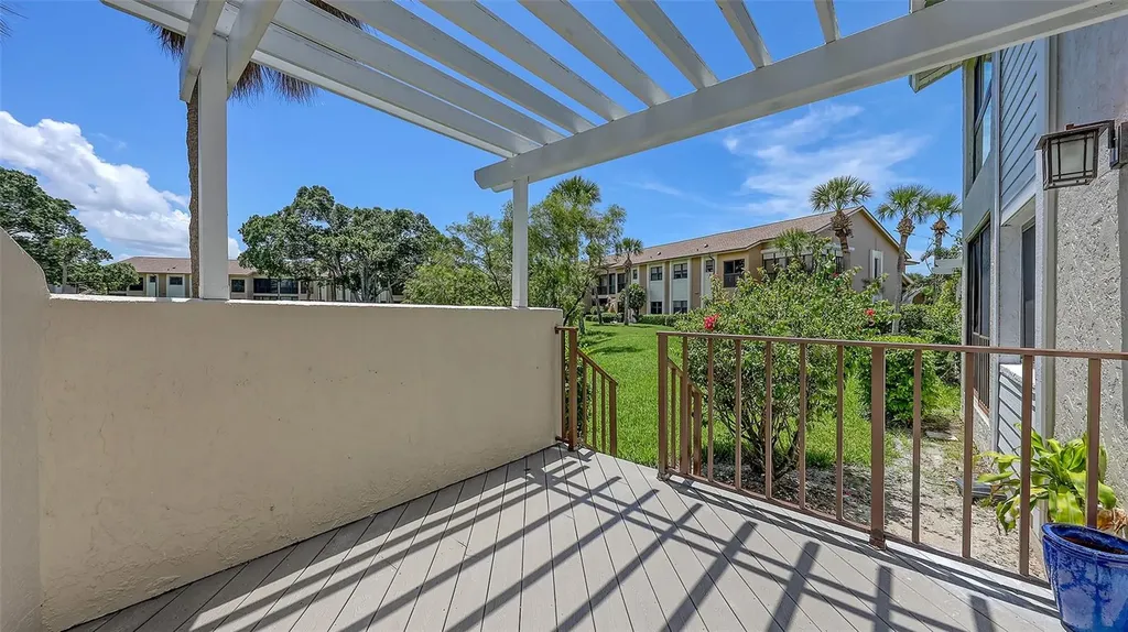 5223 Heron Way Sarasota FL 34231