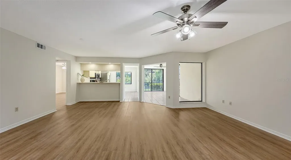5223 Heron Way Sarasota FL 34231