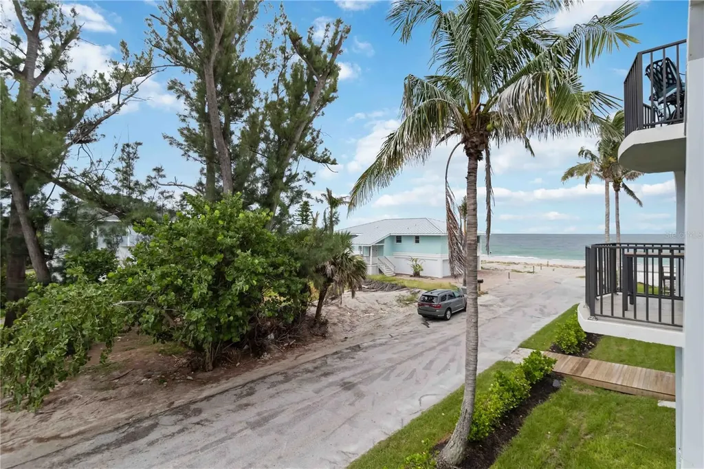 50 Meredith Drive Englewood FL 34223