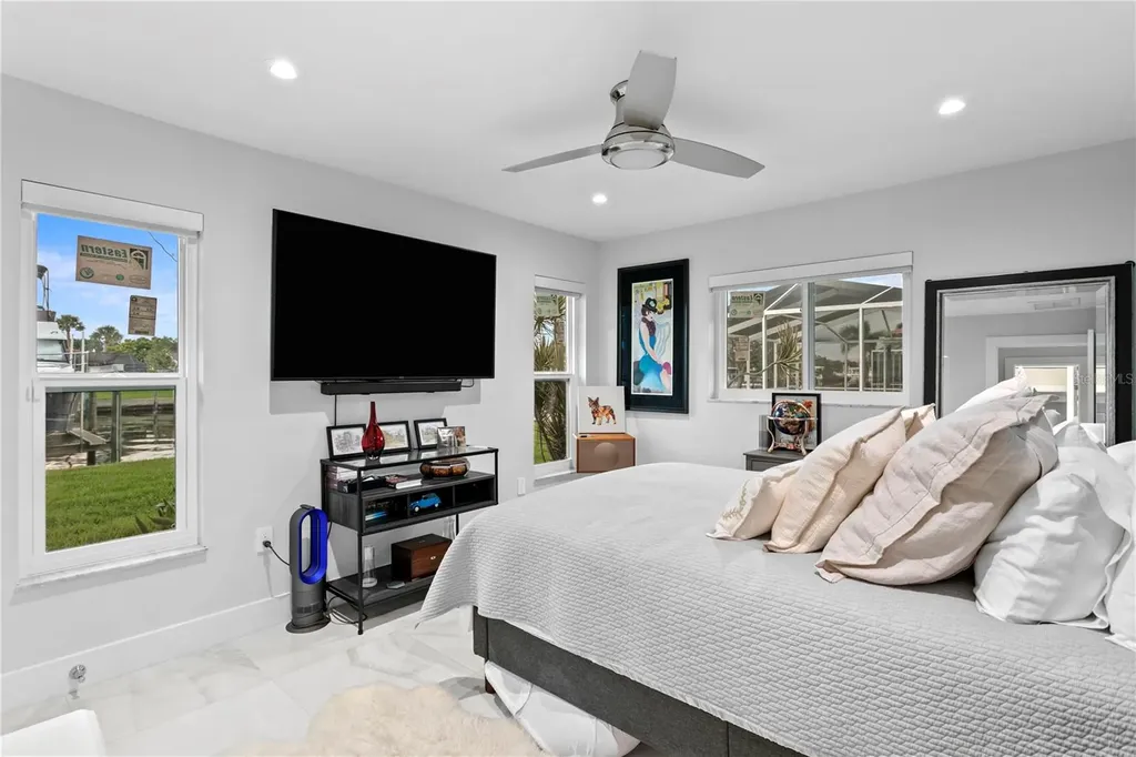 4001 48th Avenue S St Petersburg FL 33711
