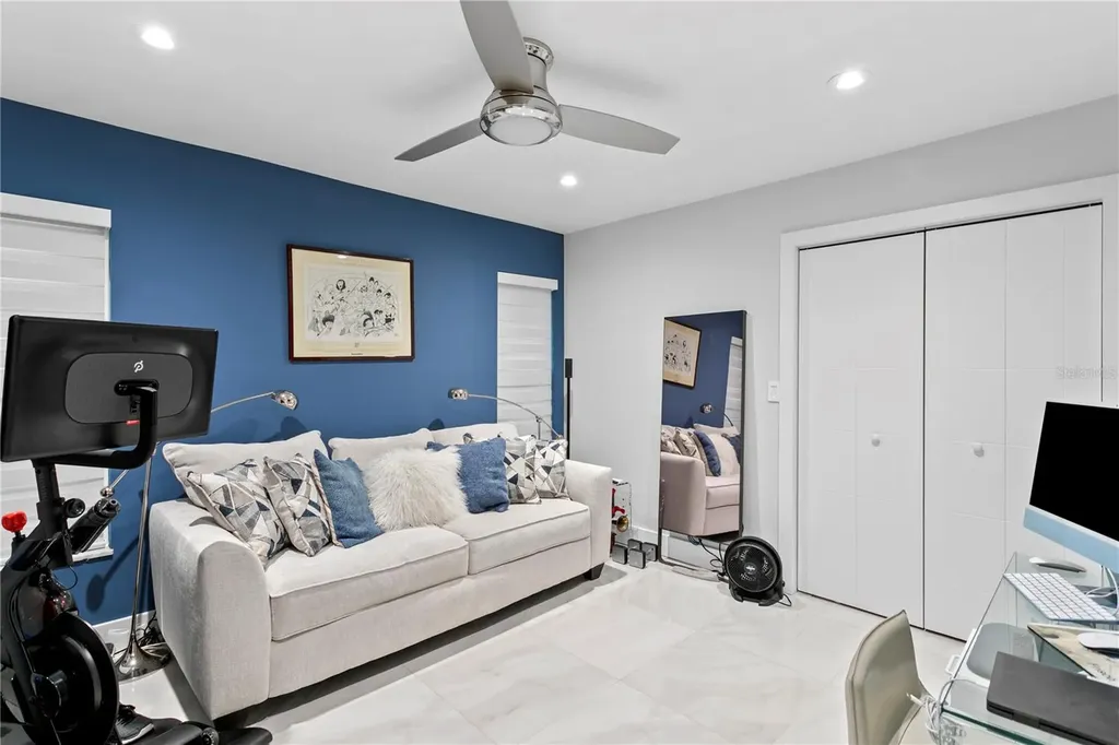 4001 48th Avenue S St Petersburg FL 33711