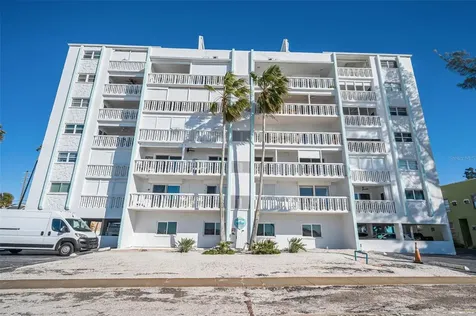 403 Gulf Way St Pete Beach FL 33706