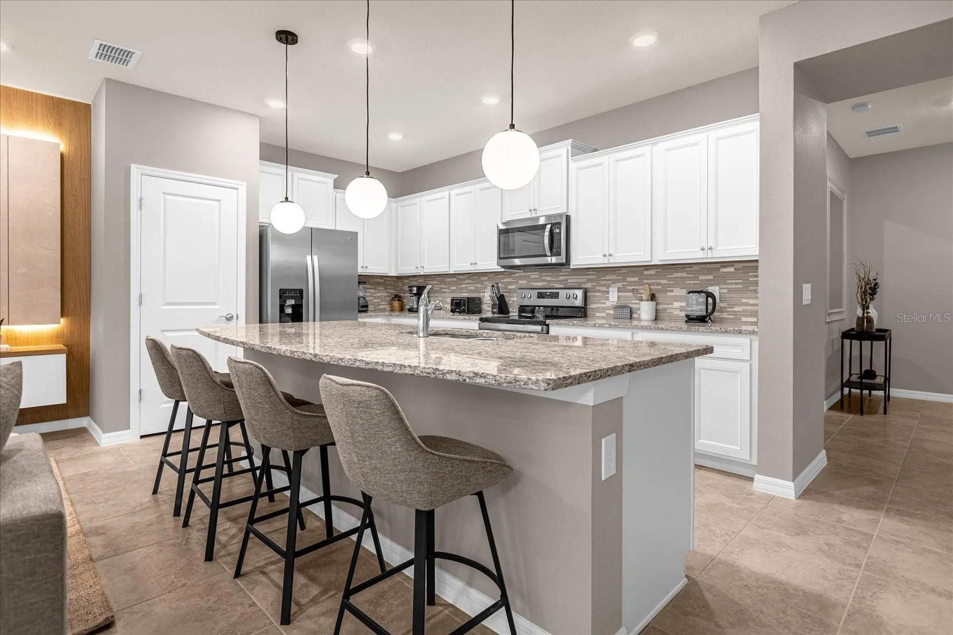 4070 Lana Avenue Davenport FL 33897