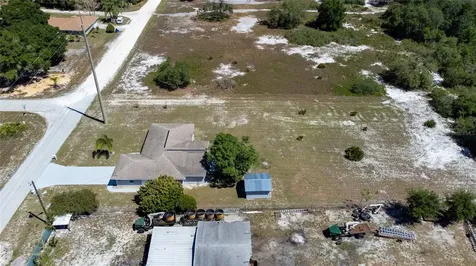 52 N York Road Avon Park FL 33825