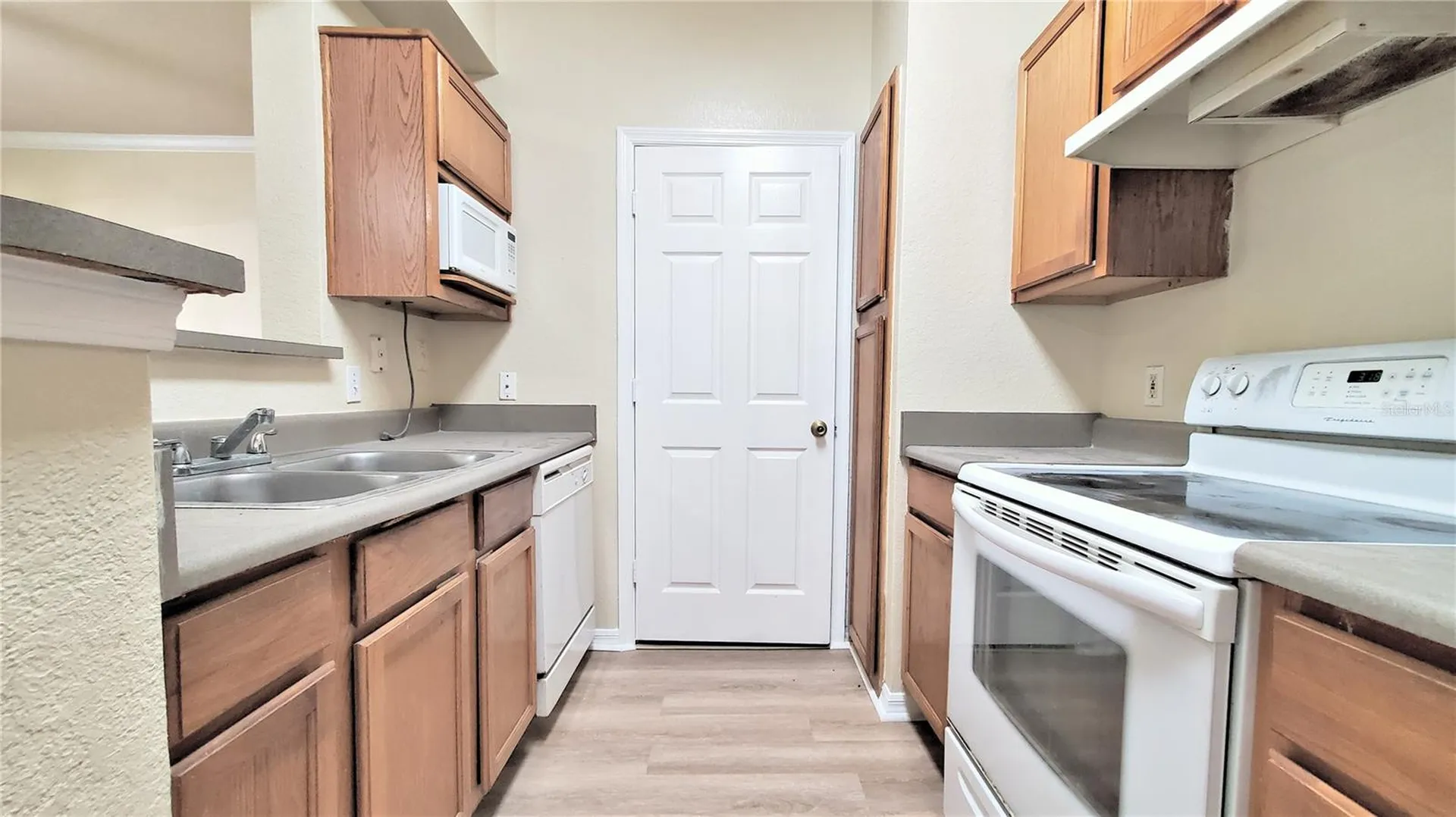 3700 Castle Pines Lane Orlando FL 32839
