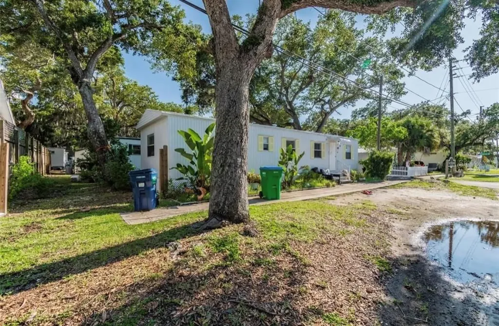 15004 113th Avenue Largo FL 33774