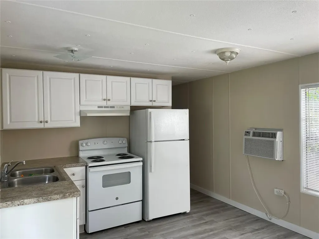 15004 113th Avenue Largo FL 33774