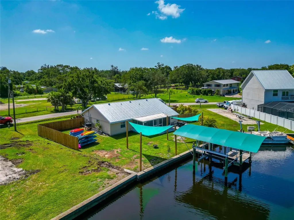 2306 41st Street E Bradenton FL 34208