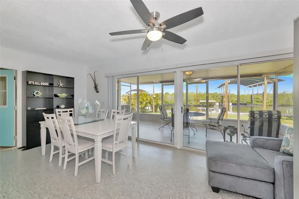 2306 41st Street E Bradenton FL 34208