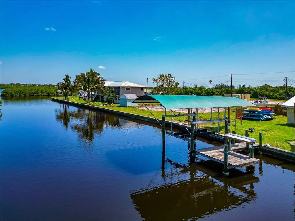 2306 41st Street E Bradenton FL 34208
