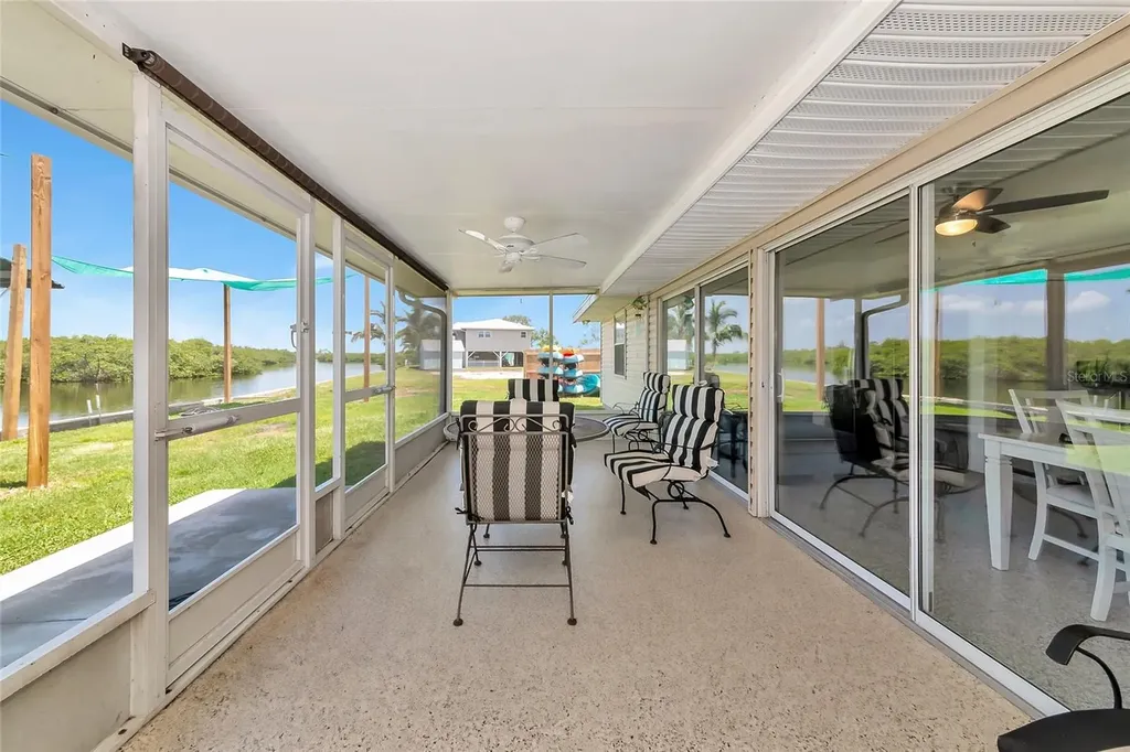 2306 41st Street E Bradenton FL 34208