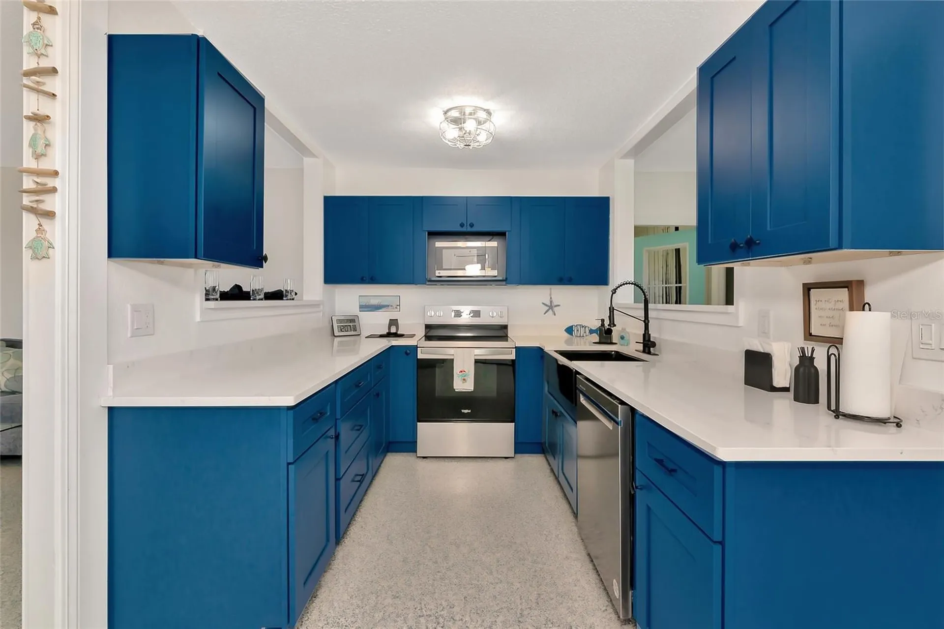 2306 41st Street E Bradenton FL 34208