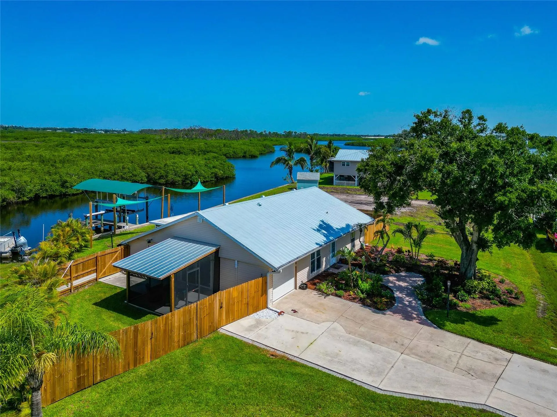 2306 41st Street E Bradenton FL 34208