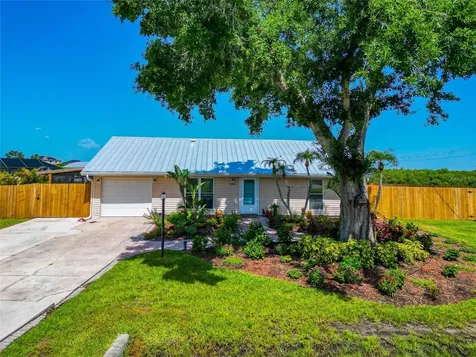 2306 41st Street E Bradenton FL 34208