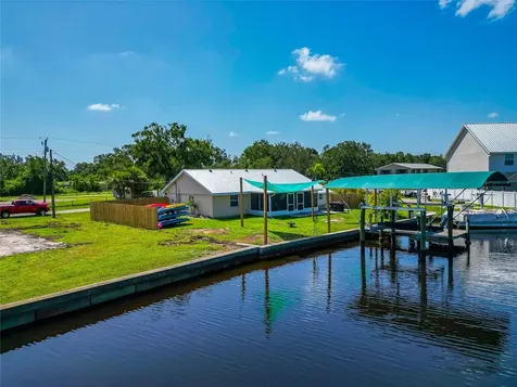 2306 41st Street E Bradenton FL 34208