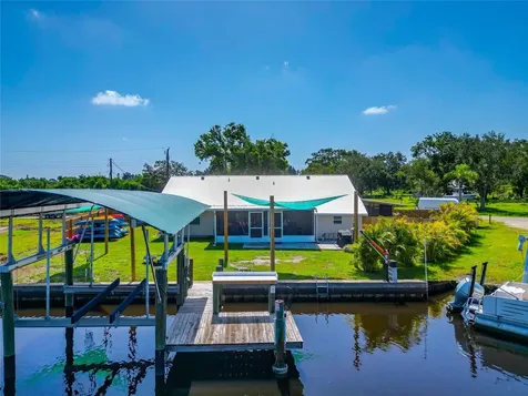 2306 41st Street E Bradenton FL 34208
