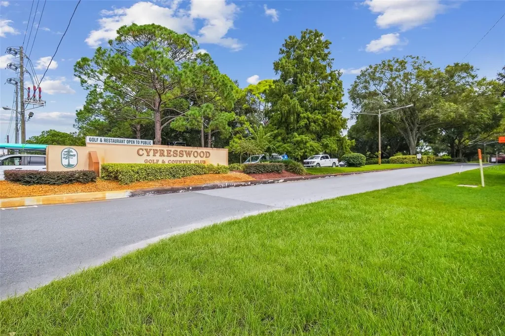 2817 Wingfoot Court Winter Haven FL 33884