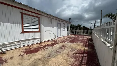 9 Urbanizacion Vista Verde. Lote 557 Aguadilla PR 00603