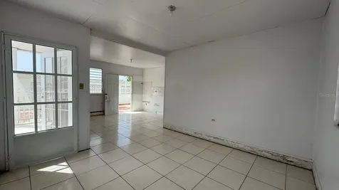 9 Urbanizacion Vista Verde. Lote 557 Aguadilla PR 00603