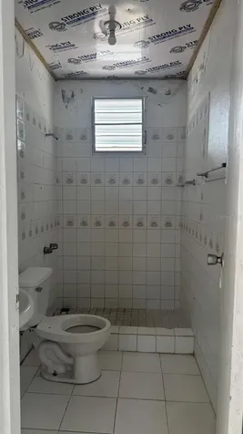 9 Urbanizacion Vista Verde. Lote 557 Aguadilla PR 00603