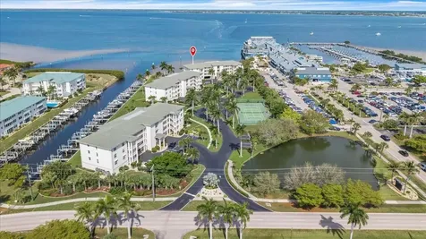 1250 W Marion Avenue Punta Gorda FL 33950