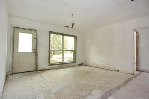 2810 W Van Buren Street Inverness FL 34453