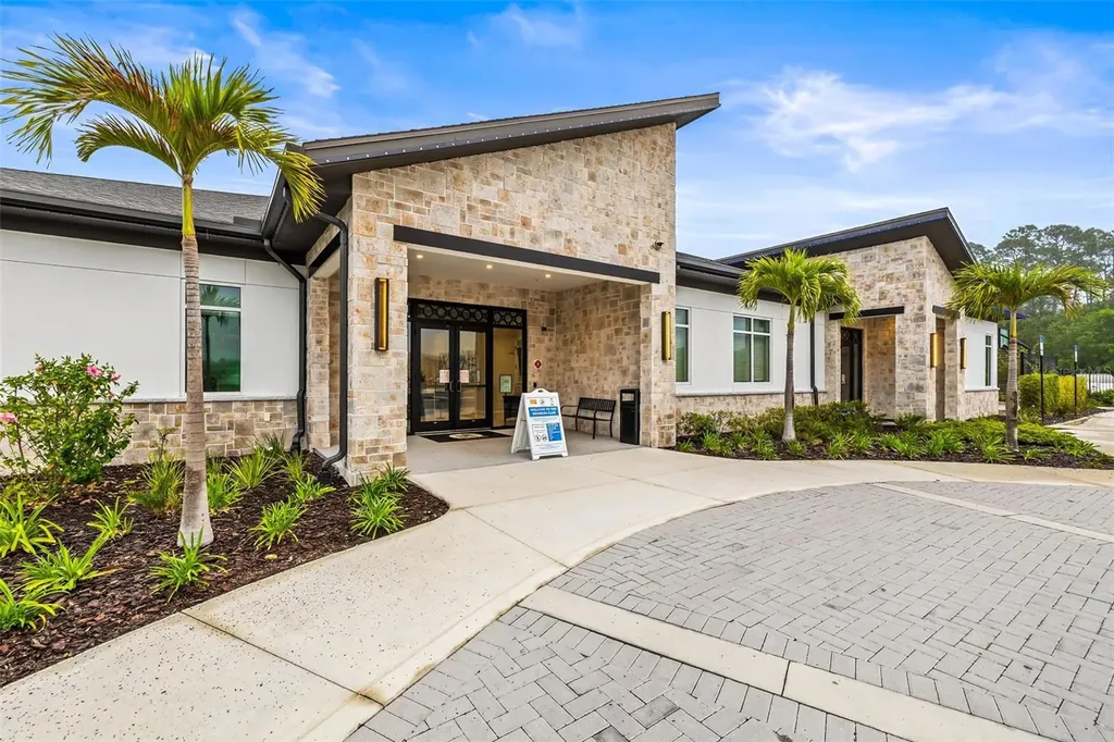 4895 Romeo Circle Kissimmee FL 34746