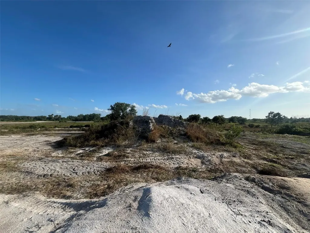 16058 NW 290th Street Okeechobee FL 34972