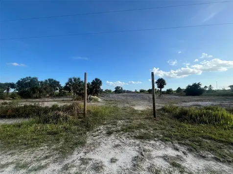 16058 NW 290th Street Okeechobee FL 34972