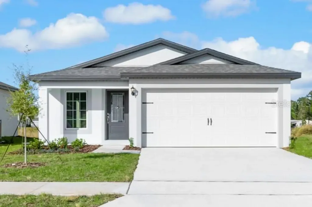 13307 Tula Loop Astatula FL 34705