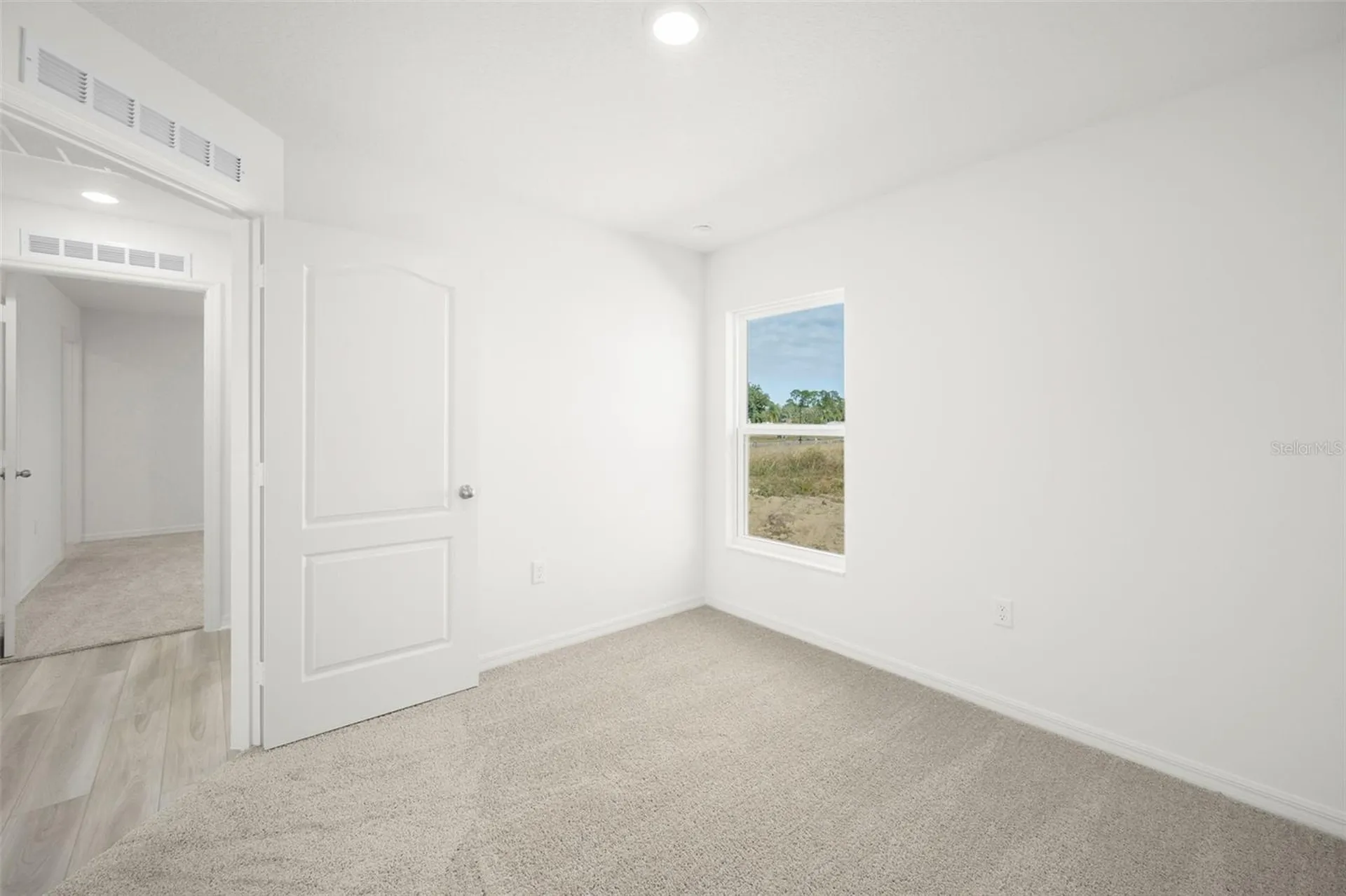 13307 Tula Loop Astatula FL 34705