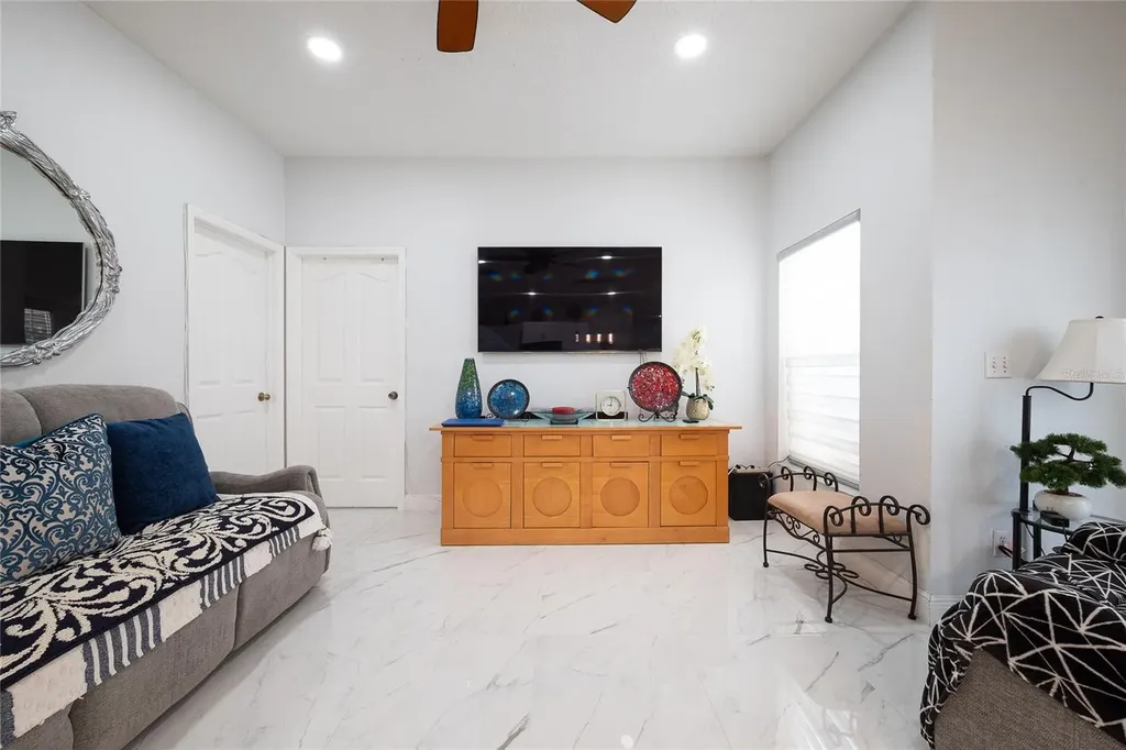 3200 Victoria Drive Kissimmee FL 34746