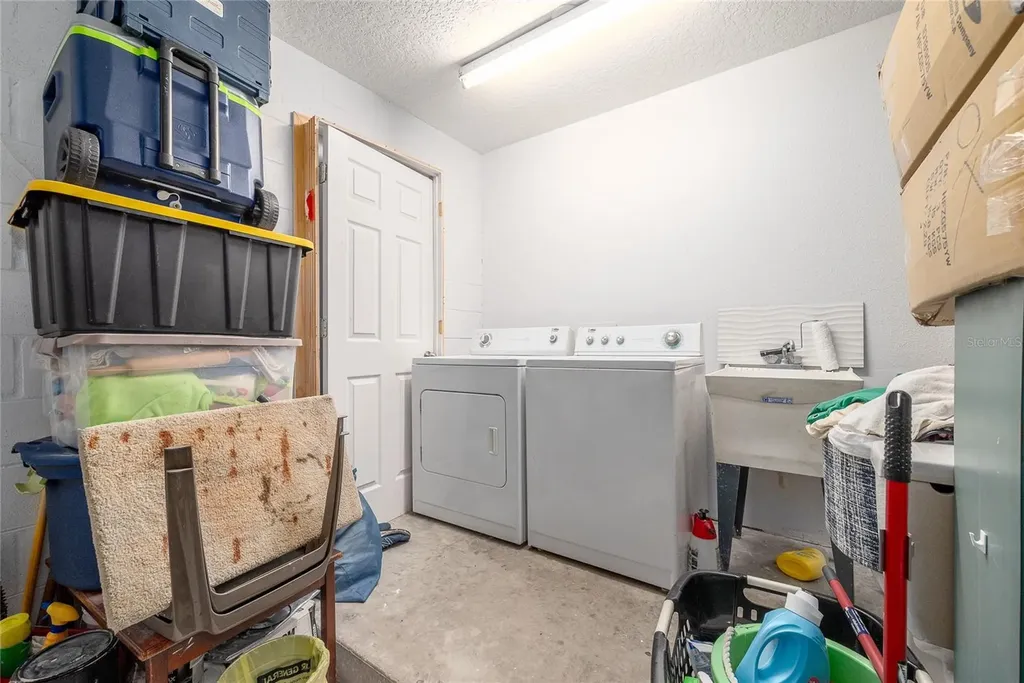 3200 Victoria Drive Kissimmee FL 34746