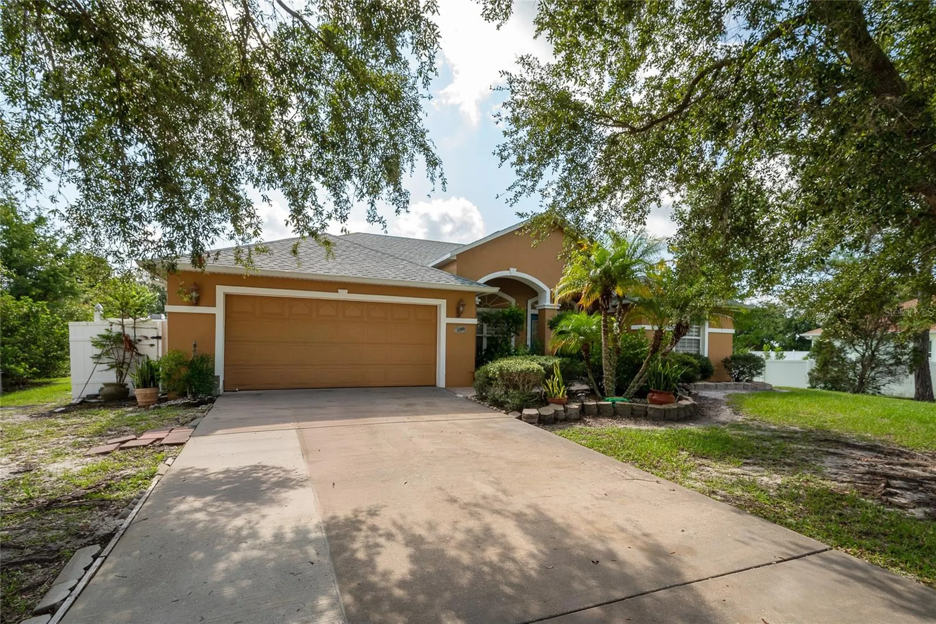 3200 Victoria Drive Kissimmee FL 34746