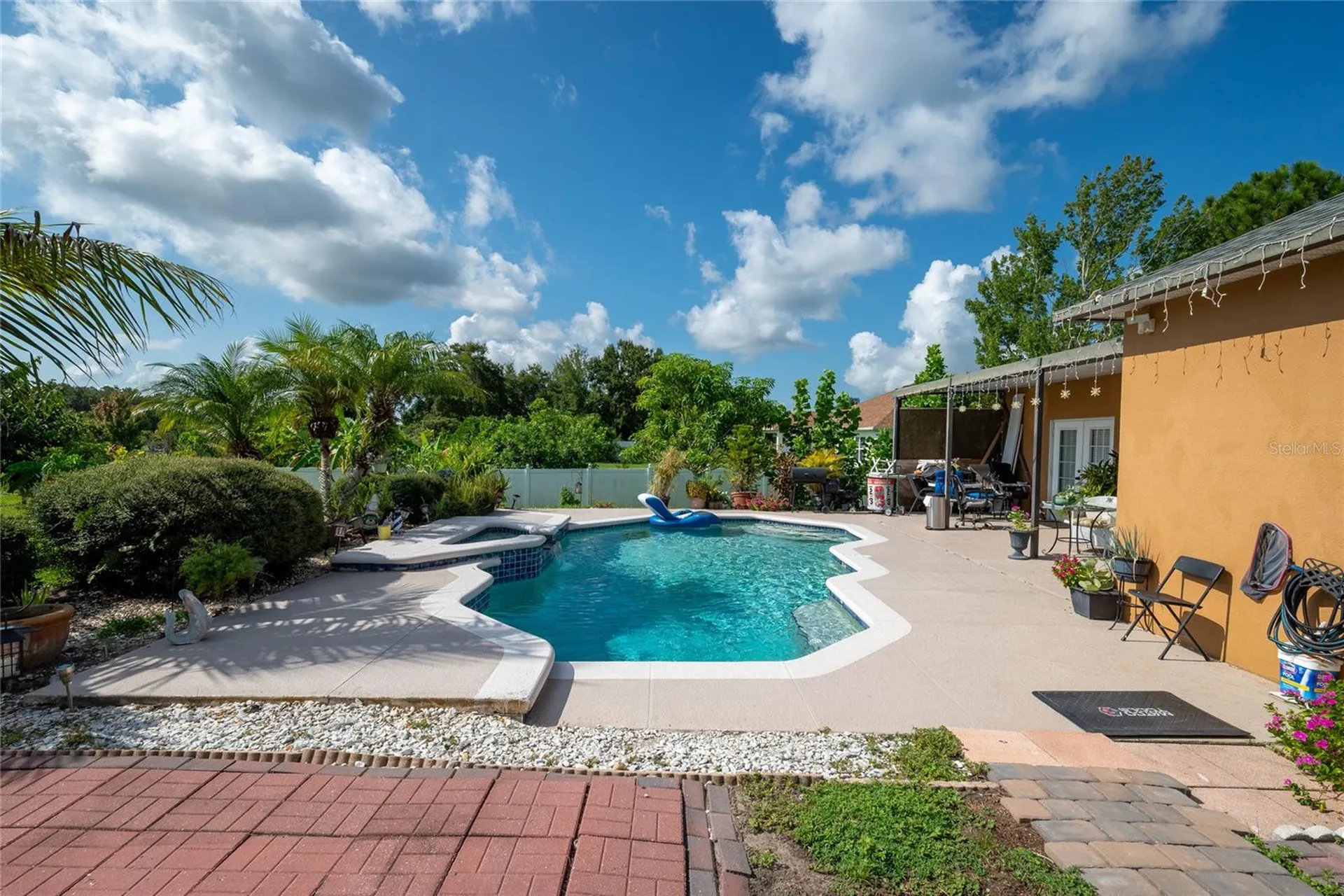 3200 Victoria Drive Kissimmee FL 34746